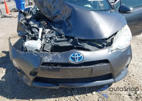 2013 Toyota Prius C Four from USA, damaged, VIN JTDKDTB37D1040453